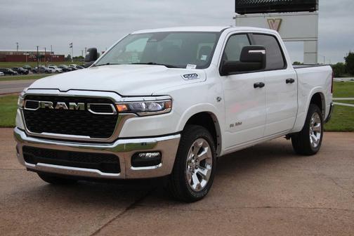 Bright White Clearcoat 2026 RAM 1500 Big Horn/Lone Star