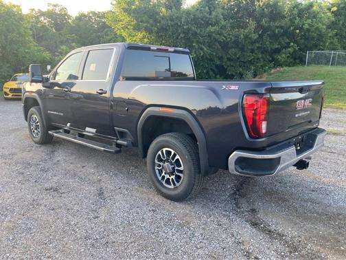 Titanium Rush Metallic 2024 GMC Sierra 2500 SLE