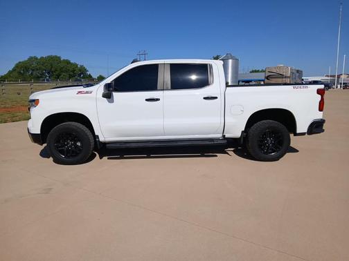 Summit White 2023 Chevrolet Silverado 1500 LT Trail Boss