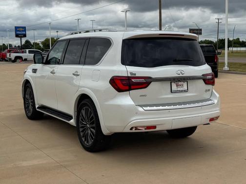 2024 INFINITI QX80 SENSORY