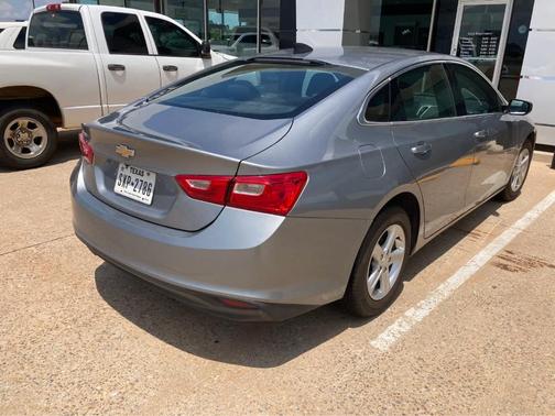 Sterling Gray Metallic 2023 Chevrolet Malibu 1LS