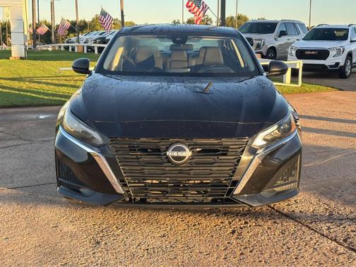 Black 2025 Nissan Altima SV
