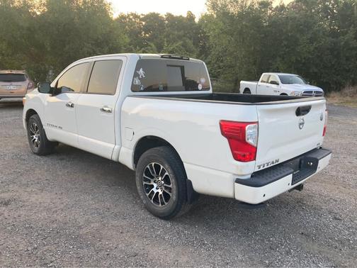 Glacier White 2020 Nissan Titan SV