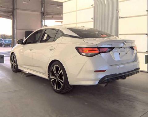 Aspen White 2022 Nissan Sentra SR