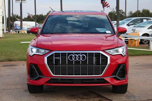 2024 Audi Q3 45 S line Premium