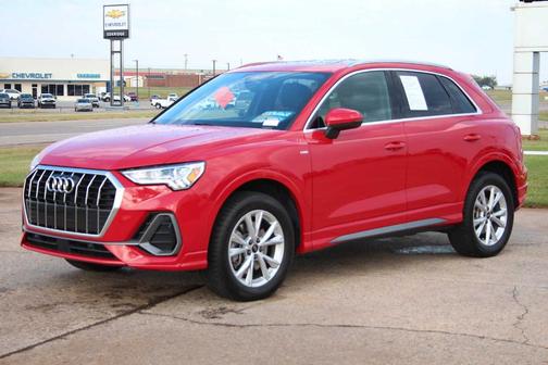 2024 Audi Q3 45 S line Premium
