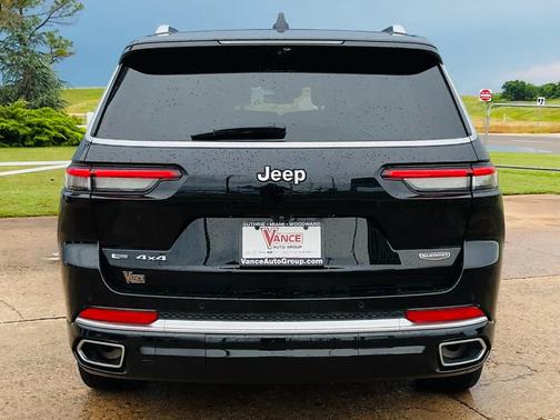 2022 Jeep Grand Cherokee L Summit