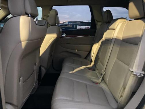 2012 Jeep Grand Cherokee Overland