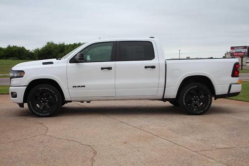 Bright White Clearcoat 2026 RAM 1500 Big Horn/Lone Star