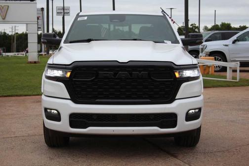 Bright White Clearcoat 2026 RAM 1500 Big Horn/Lone Star