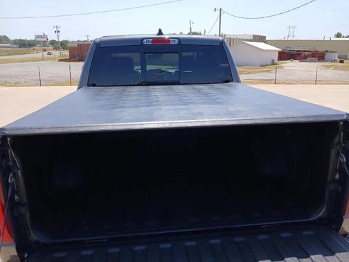 Granite Crystal Clearcoat Metallic 2025 RAM 1500 Laramie