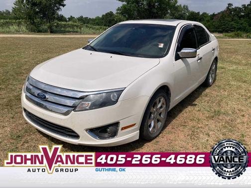 White Platinum Tri-Coat Metallic 2011 Ford Fusion SEL
