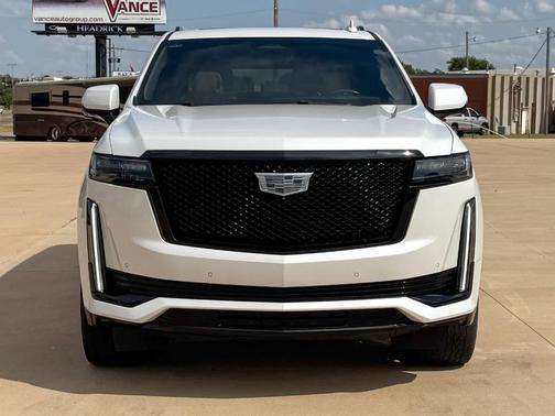 2022 Cadillac Escalade Sport
