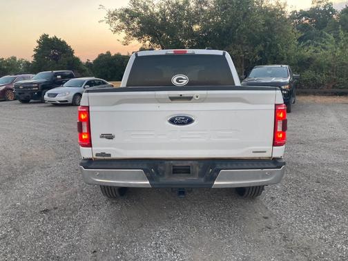 Oxford White 2021 Ford F-150 XLT