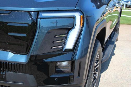 2026 GMC Sierra EV Standard Range Elevation