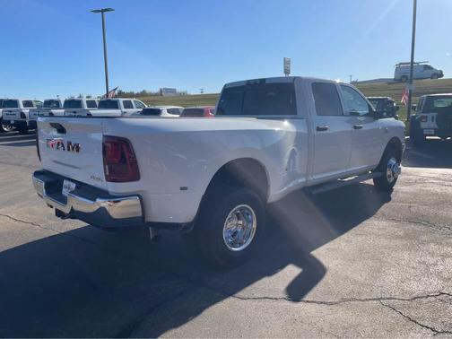 2026 RAM 3500 Tradesman