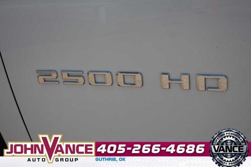 Summit White 2022 Chevrolet Silverado 2500 WT