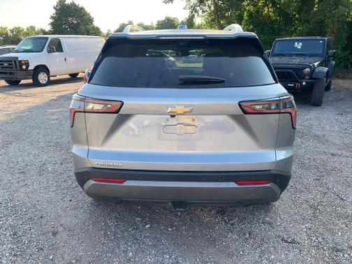 Sterling Gray Metallic 2025 Chevrolet Equinox LT