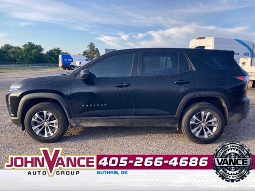 Mosaic Black Metallic 2026 Chevrolet Equinox LT