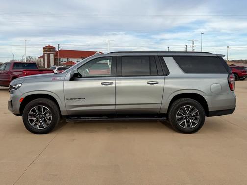 2023 Chevrolet Suburban Z71