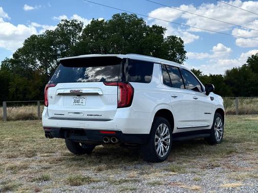 White Frost Tri-Coat 2024 GMC Yukon Denali