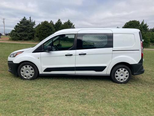 Frozen White 2022 Ford Transit Connect XL