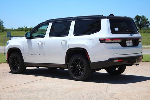 Bright White Clearcoat 2026 Jeep Grand Wagoneer Summit Obsidian