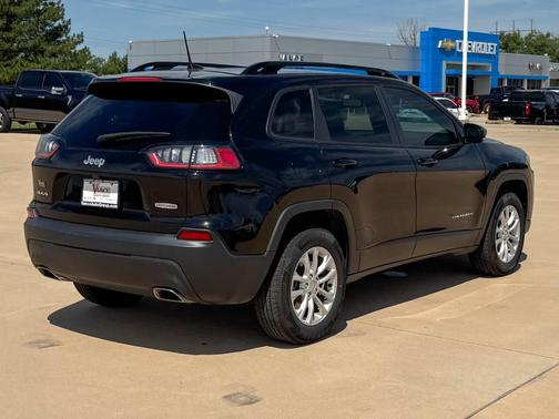 2022 Jeep Cherokee Latitude Lux