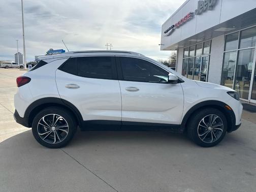 2022 Buick Encore GX Select