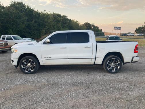 Bright White Clearcoat 2020 RAM 1500 Limited