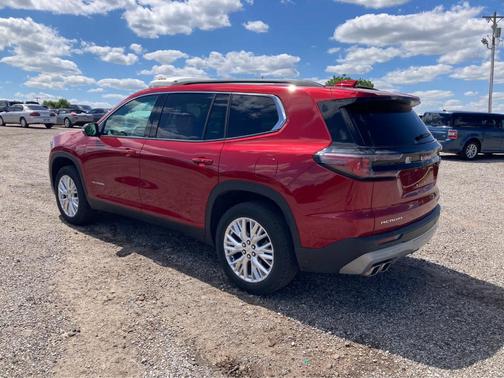 2024 GMC Acadia Elevation