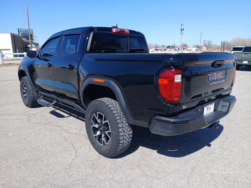 2023 GMC Canyon AT4X