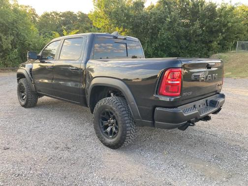 Diamond Black 2025 RAM 1500 RHO