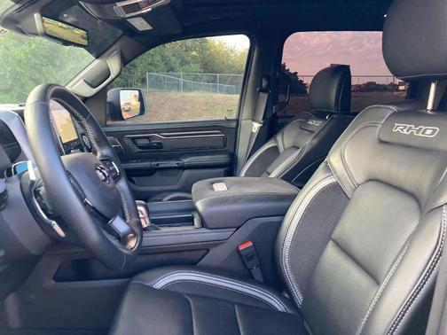 Diamond Black 2025 RAM 1500 RHO
