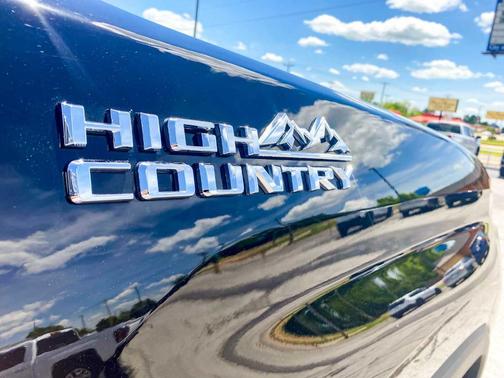 2024 Chevrolet Silverado 3500 High Country