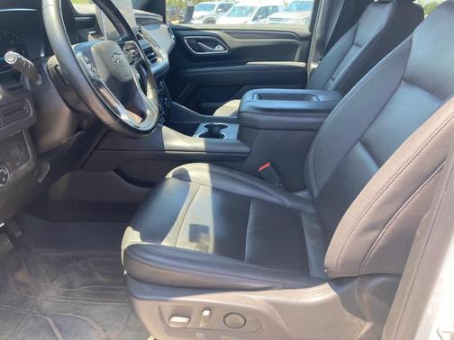 Summit White 2023 Chevrolet Suburban Z71