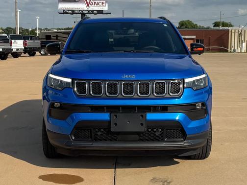 2023 Jeep Compass Latitude Lux