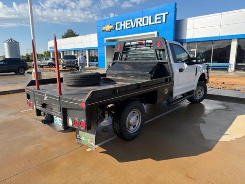 Oxford White 2019 Ford F-250 XL
