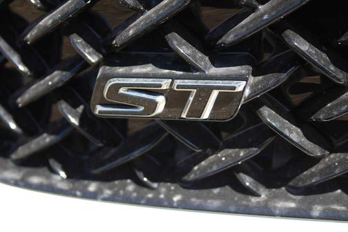 Summit White 2026 Buick Envision Sport Touring