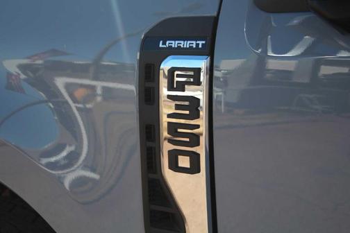 2026 Ford F-350 Lariat Super Duty