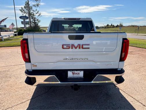 Summit White 2025 GMC Sierra 1500 SLT