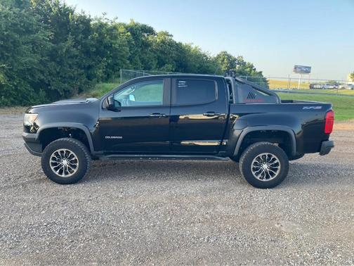 Black 2017 Chevrolet Colorado ZR2