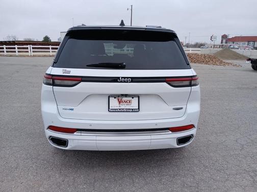 2022 Jeep Grand Cherokee 4xe Summit