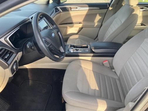 Magnetic Metallic 2019 Ford Fusion Hybrid SE