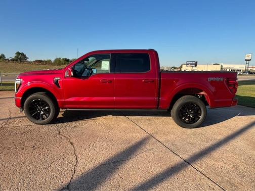 Ruby Red Metallic Tinted Clearcoat 2026 Ford F-150 Platinum