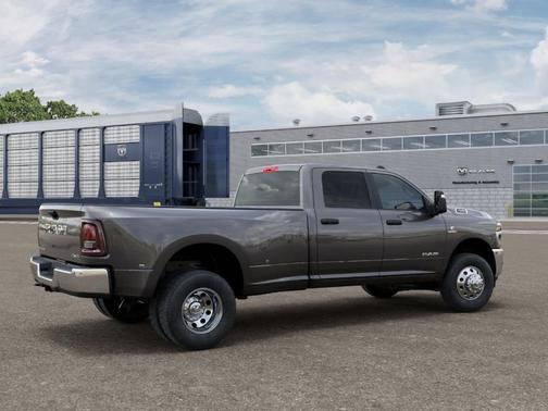 Granite Crystal Clearcoat Metallic 2026 RAM 3500 Big Horn