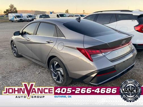 2024 Hyundai ELANTRA Limited