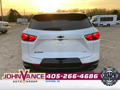 Iridescent Pearl Tricoat 2020 Chevrolet Blazer RS