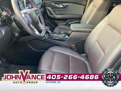 Iridescent Pearl Tricoat 2020 Chevrolet Blazer RS