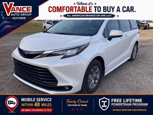 Wind Chill Pearl 2026 Toyota Sienna XLE